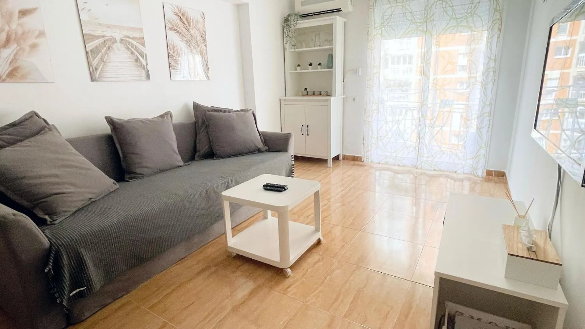 Comodo Apartamento En Benalmadena By Bebalmy